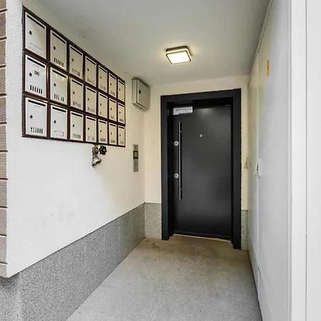 아파트 1br | 5 Min Walk To Medical *